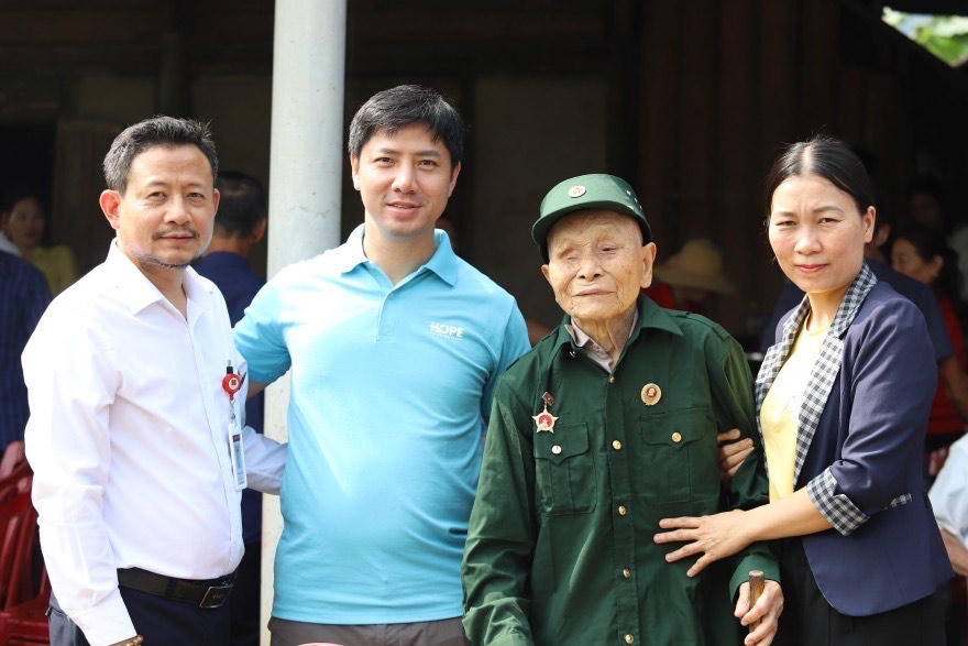 Agribank trao tặng 37 căn 'Nhà hy vọng' tại Hà Tĩnh