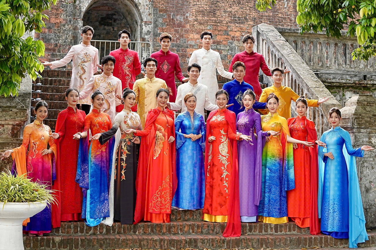Fashion show 'Di Sản Hà Nội' – Hành trình di sản được kể bằng ngôn ngữ áo dài