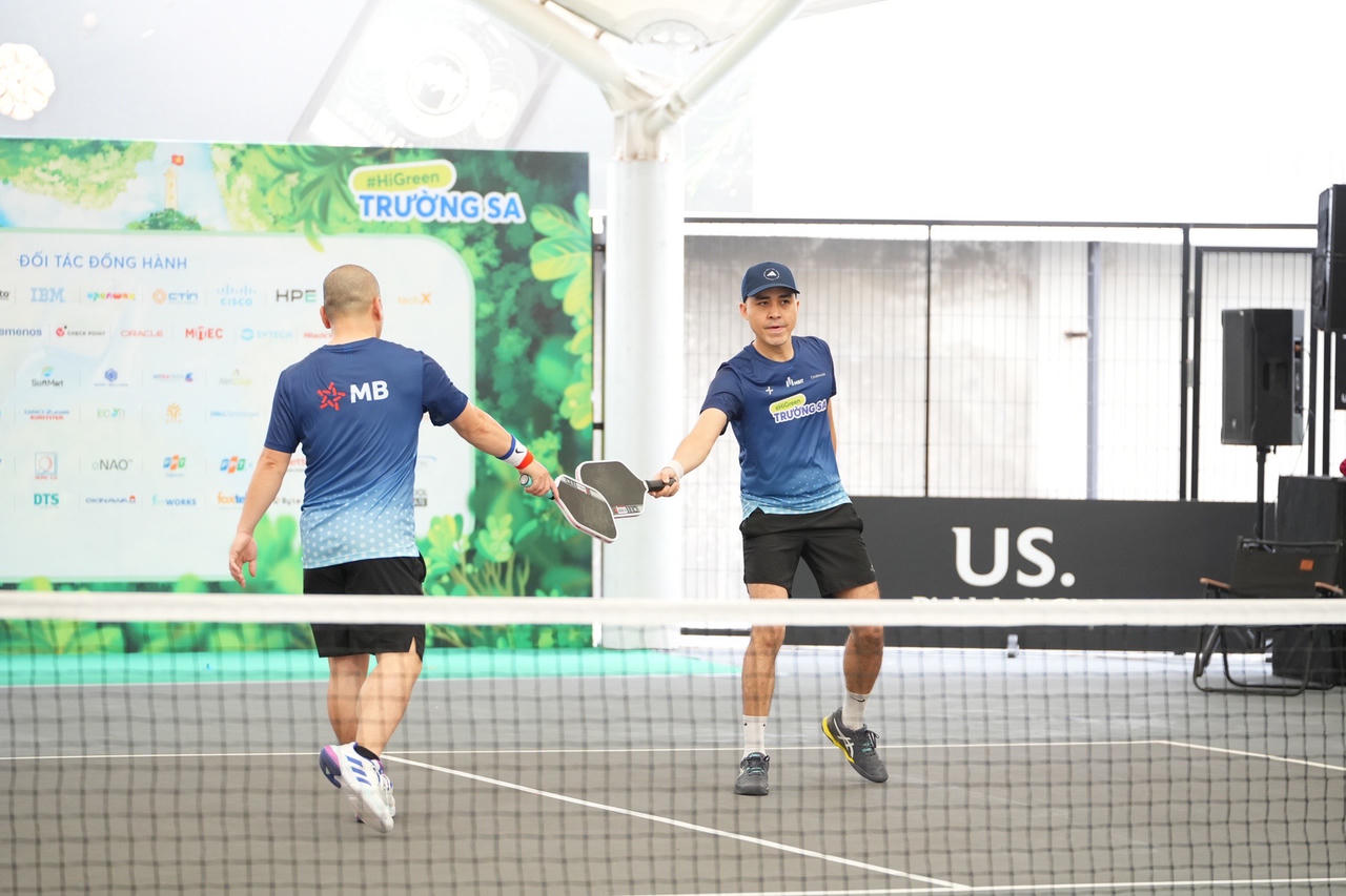 Hơn 60 đối tác công nghệ đồng hành cùng MB gây quỹ trồng 1 triệu cây xanh tại Trường Sa