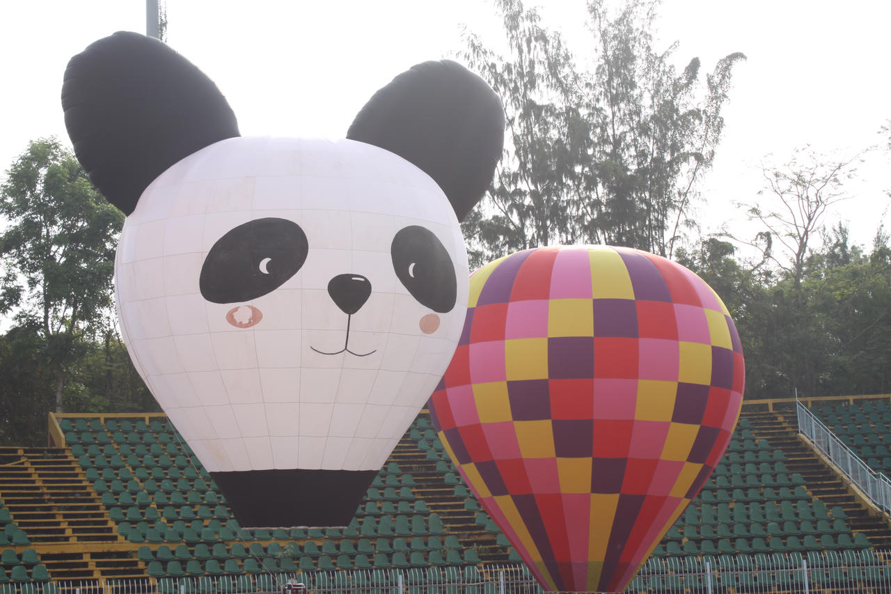Rực rỡ ngày hội khinh khí cầu tại Cần Thơ