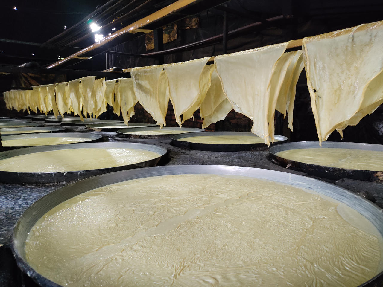 Trăm năm gìn giữ làng nghề tàu hũ ky Mỹ Hòa