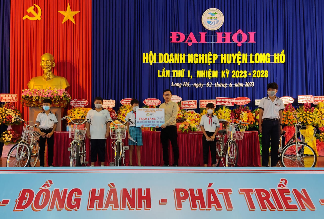 Doanh nghiệp huyện Long Hồ đoàn kết, hợp tác để phát triển