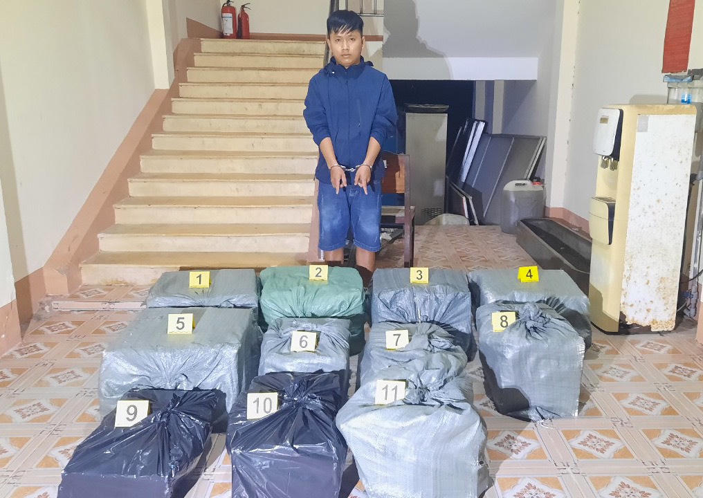 Vĩnh Long: Thu giữ 4.000 bao thuốc lá nhập lậu