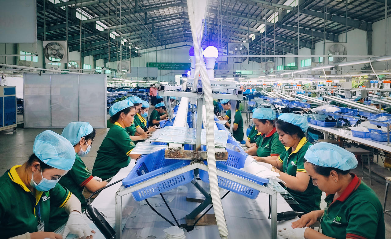 Doanh nghiệp Trà Vinh vượt khó, chăm lo công nhân lao động