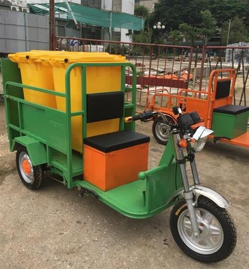 Rác thải tồn đọng nhiều ngày tại TP Vĩnh Long