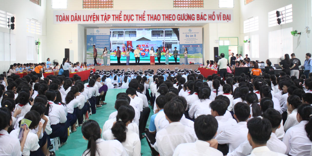 Giáo dục kỹ năng sống cho học sinh dân tộc thiểu số tại Trà Vinh