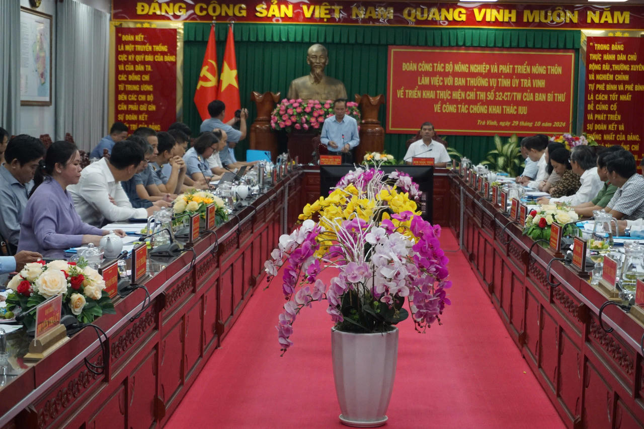 Trà Vinh đẩy mạnh chống khai thác IUU, quyết tâm gỡ cảnh báo 'thẻ vàng' của EC