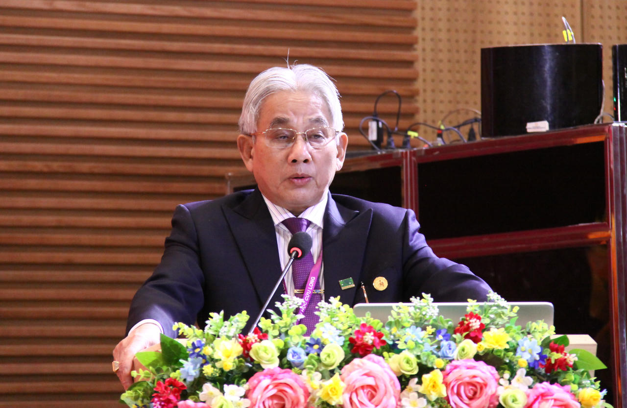 Trường Đại học Cửu Long tổ chức Hội thảo với chủ đề về nguồn nhân lực y tế 