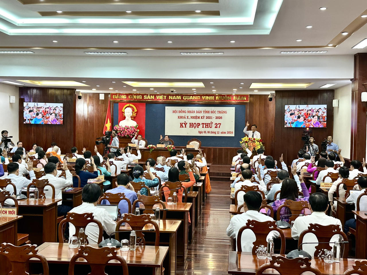 Sóc Trăng thông qua 46 nghị quyết tại kỳ họp thứ 27 HĐND tỉnh