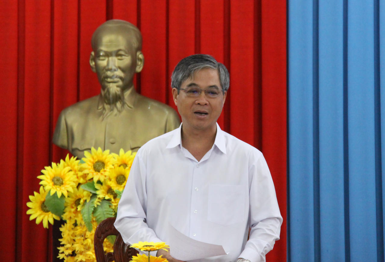 Lãnh đạo tỉnh Trà Vinh yêu cầu Công ty TNHH Giày Gia Định - Chi nhánh Trà Vinh giải quyết triệt để vướng mắc với công nhân