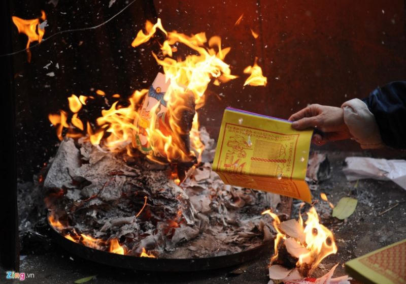 Lễ hóa vàng sau Tết: Những điều cần lưu ý