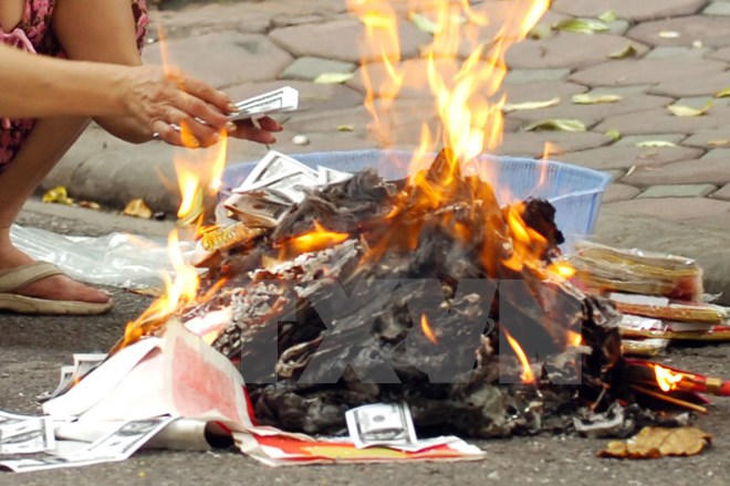 Lễ hóa vàng sau Tết: Những điều cần lưu ý