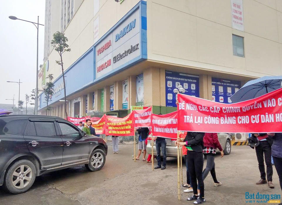 Chung cư Hồ Gươm Plaza: Hàng chục cư dân “tố” sai phạm của chủ đầu tư