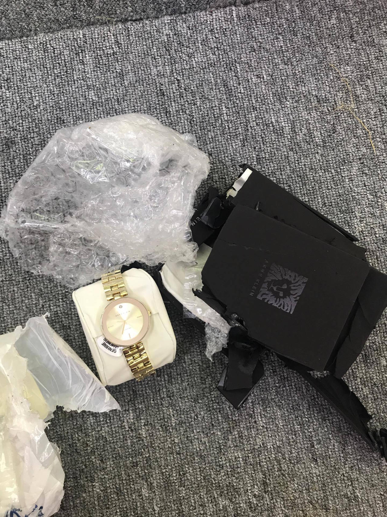 Dịch vụ CPN Viettel Post làm vỡ đồ của khách nhưng vô trách nhiệm?