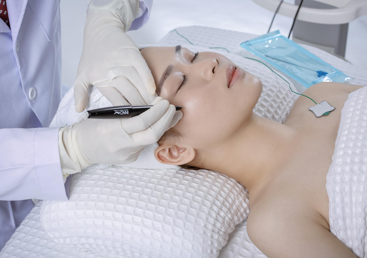 Dược sĩ Tiến chia sẻ về công nghệ triệt dầu, trị mụn vĩnh viễn