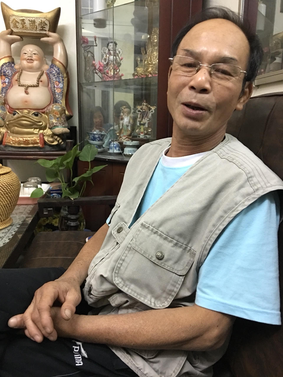 Người dân nói gì về quy định bỏ sổ hộ khẩu và chứng minh nhân dân?