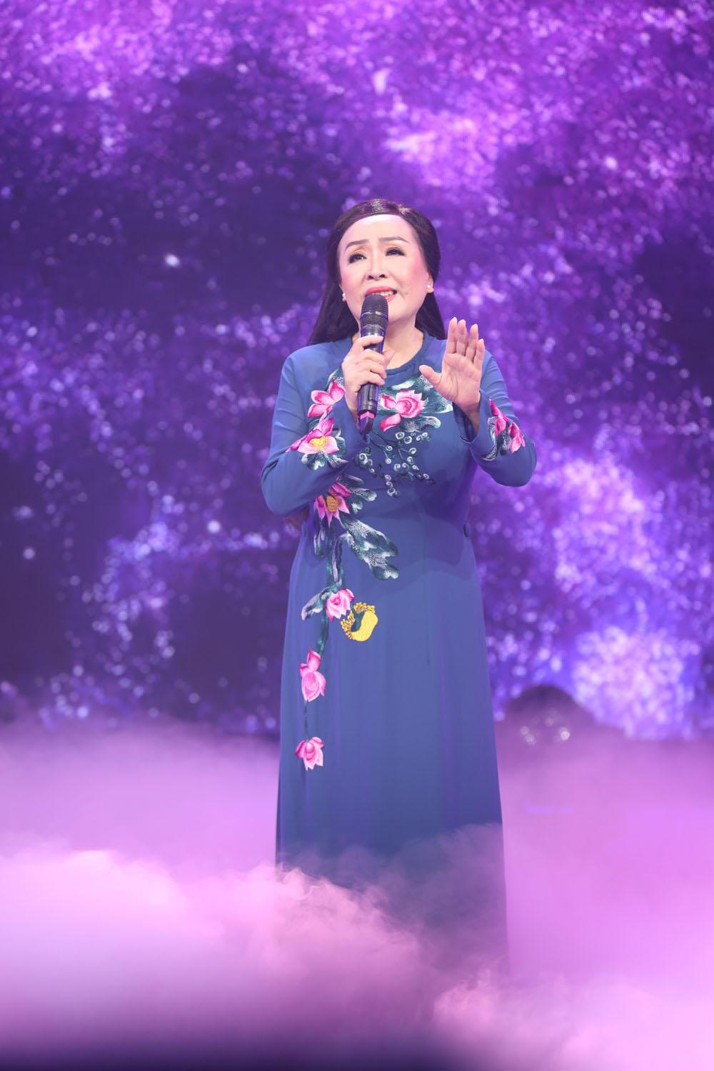 NSND Thu Hiền: Từ nữ văn công tuyến lửa đến 'tượng đài' âm nhạc dân ca