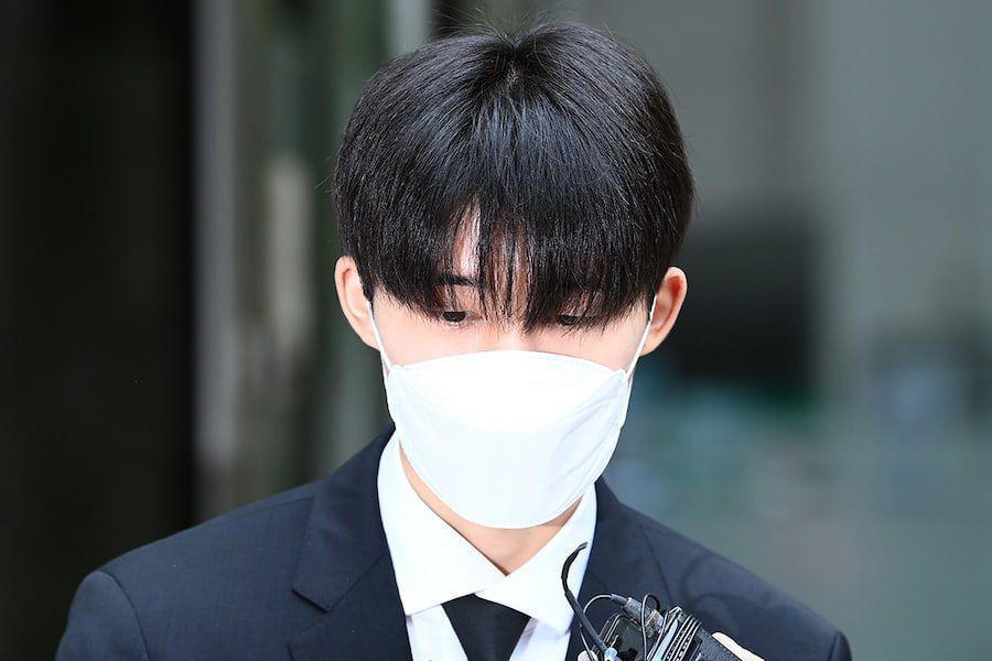 Cựu trưởng nhóm iKON bị đề nghị 3 năm tù giam