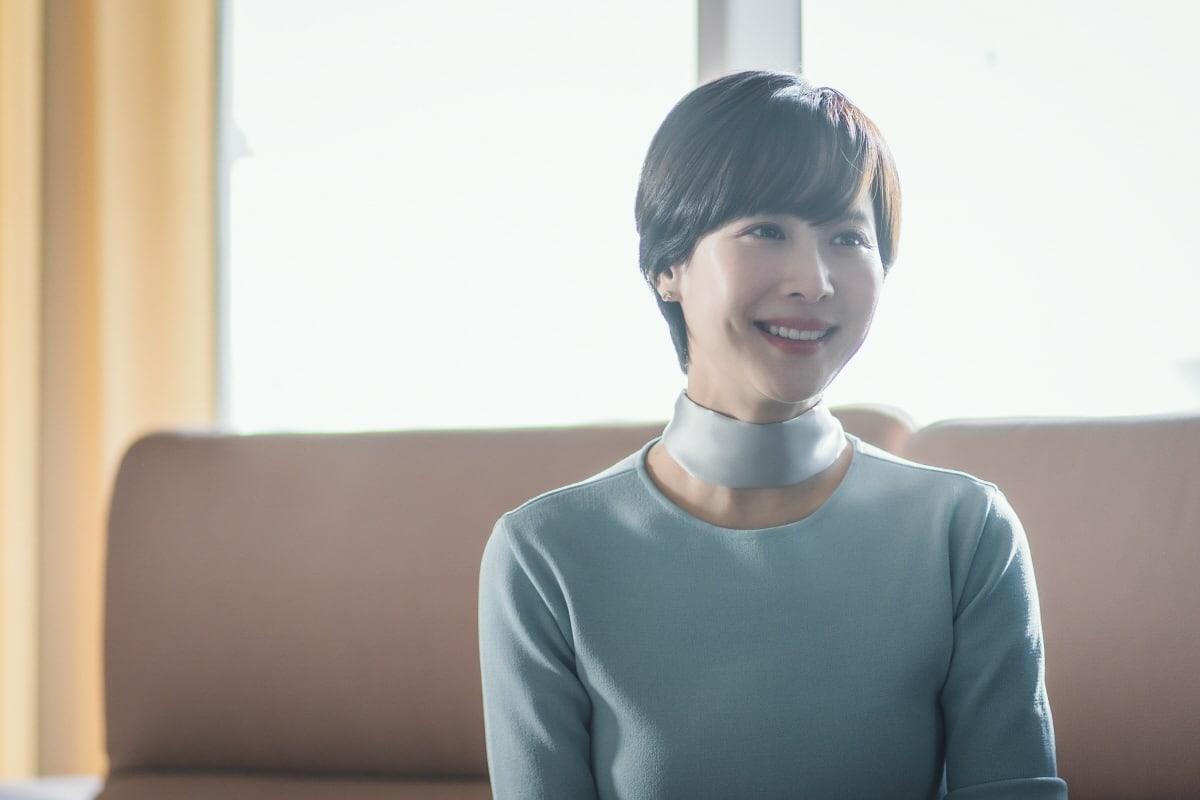 'Bạn gái tin đồn' Lee Min Ho, Jeon Do Yeon, Honey Lee 'đổ bộ' màn ảnh Hàn 