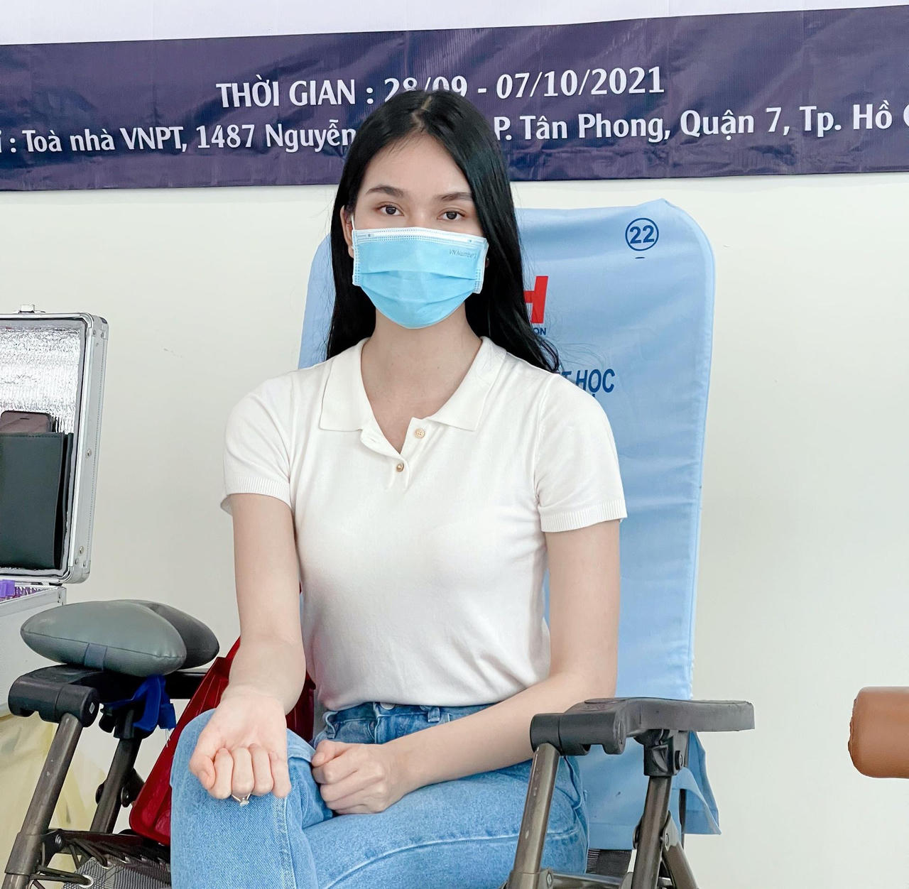 Tiểu Vy, Phương Anh năng nổ hưởng ứng 'ATM hiến máu cứu người'