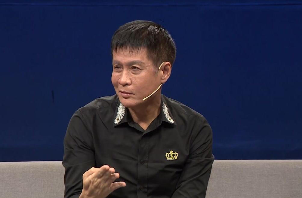 Lê Hoàng lại phát ngôn gây tranh cãi: “Gái xấu xăm gì cũng xấu”