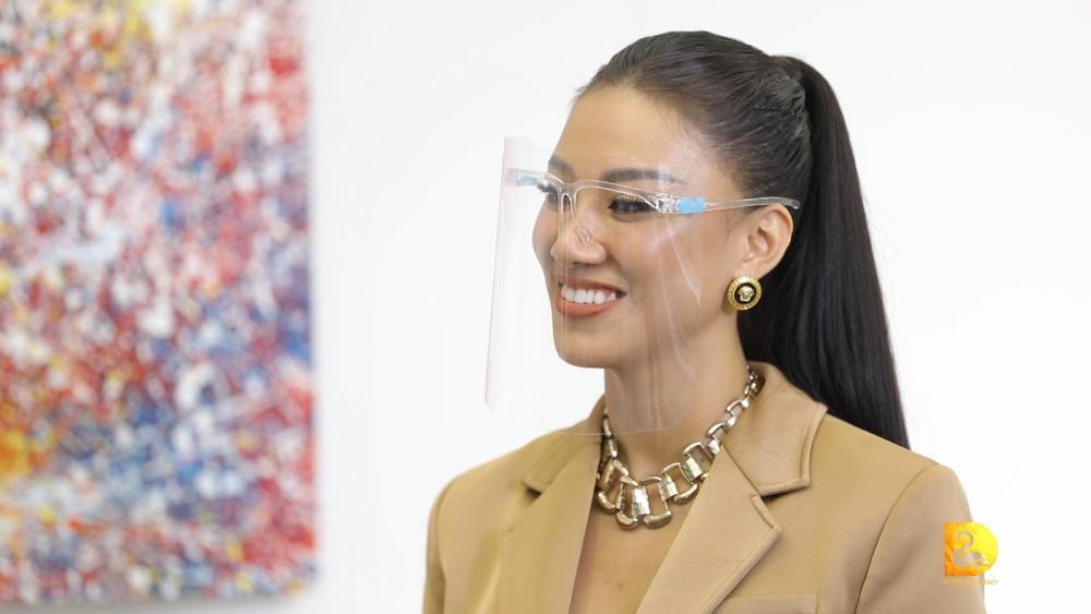 Nỗi sợ khi nói tiếng Anh của Kim Duyên 