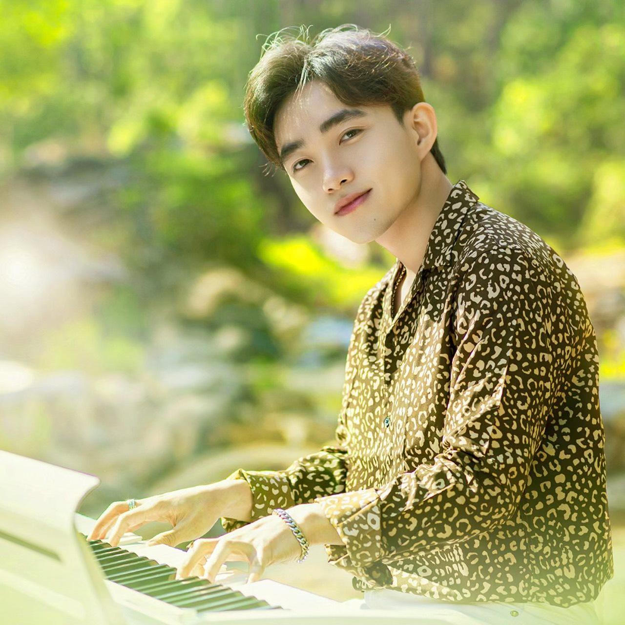 Quán quân "Thần tượng Bolero 2016" nhớ khán giả, nhớ sân khấu