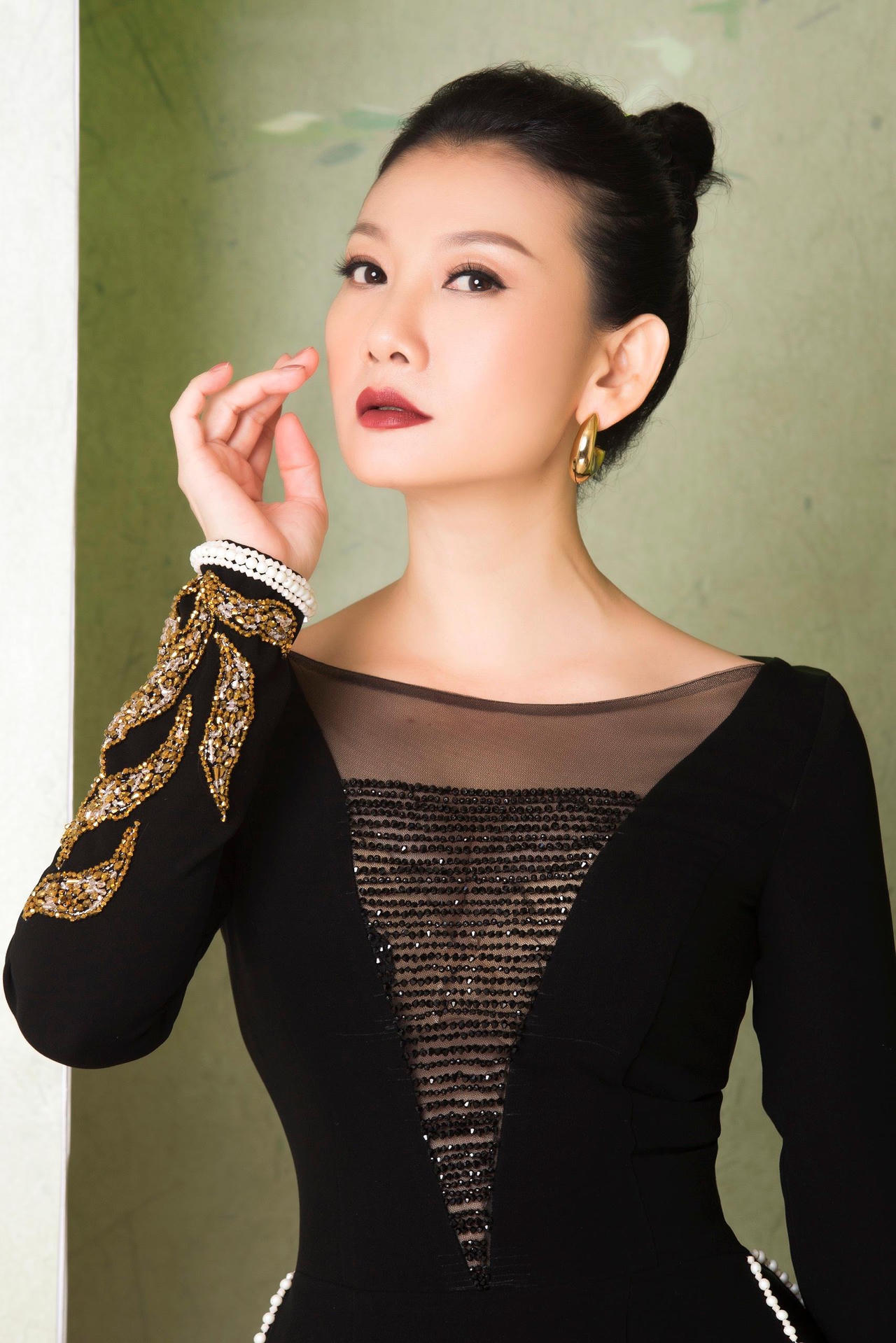 NSƯT Mỹ Uyên: “Dù có đi đâu, sân khấu vẫn là nơi tôi muốn quay về”