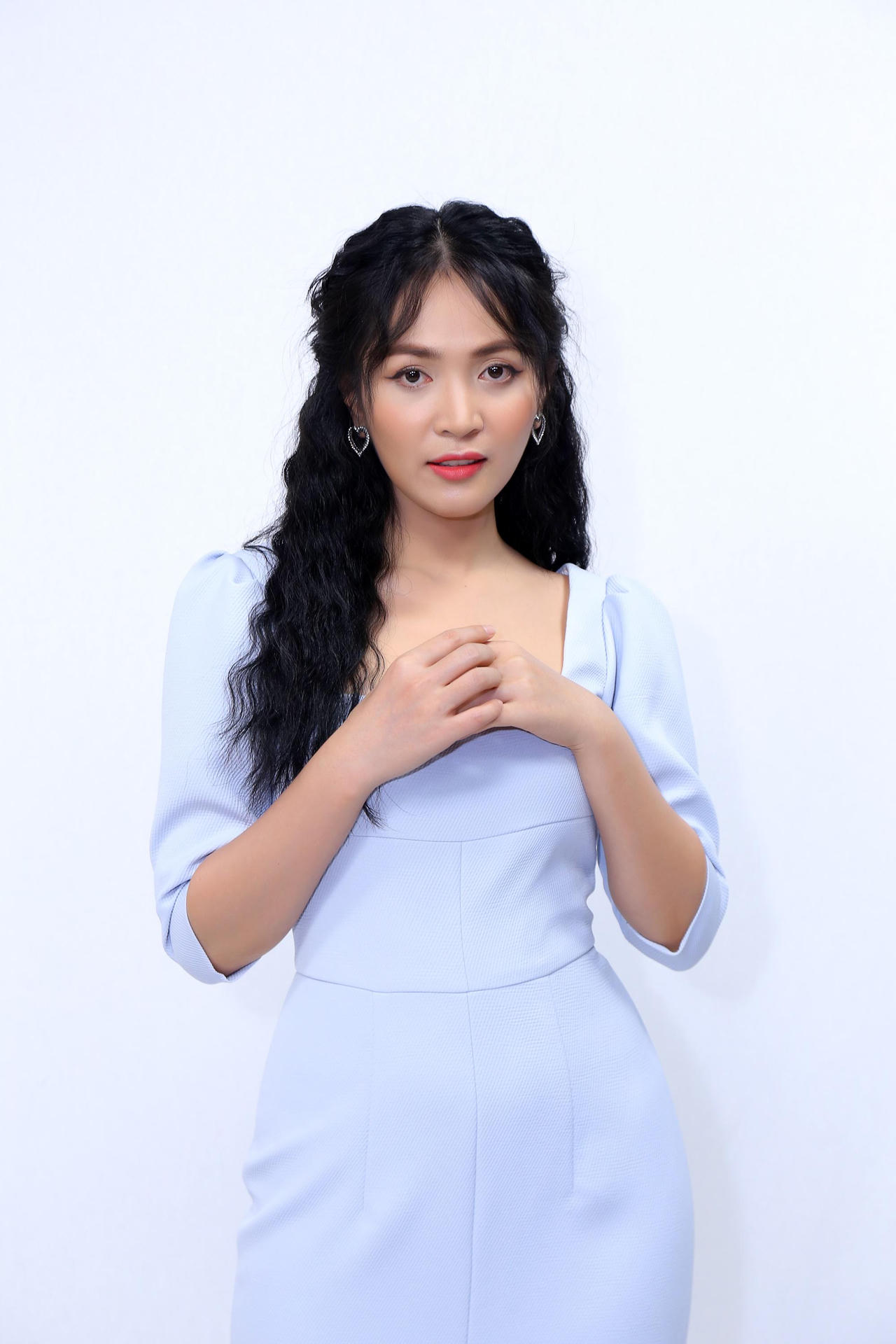 Duyên Quỳnh: “Lúc tôi thành công nhất thì có lẽ mẹ đang nhìn từ trên cao”