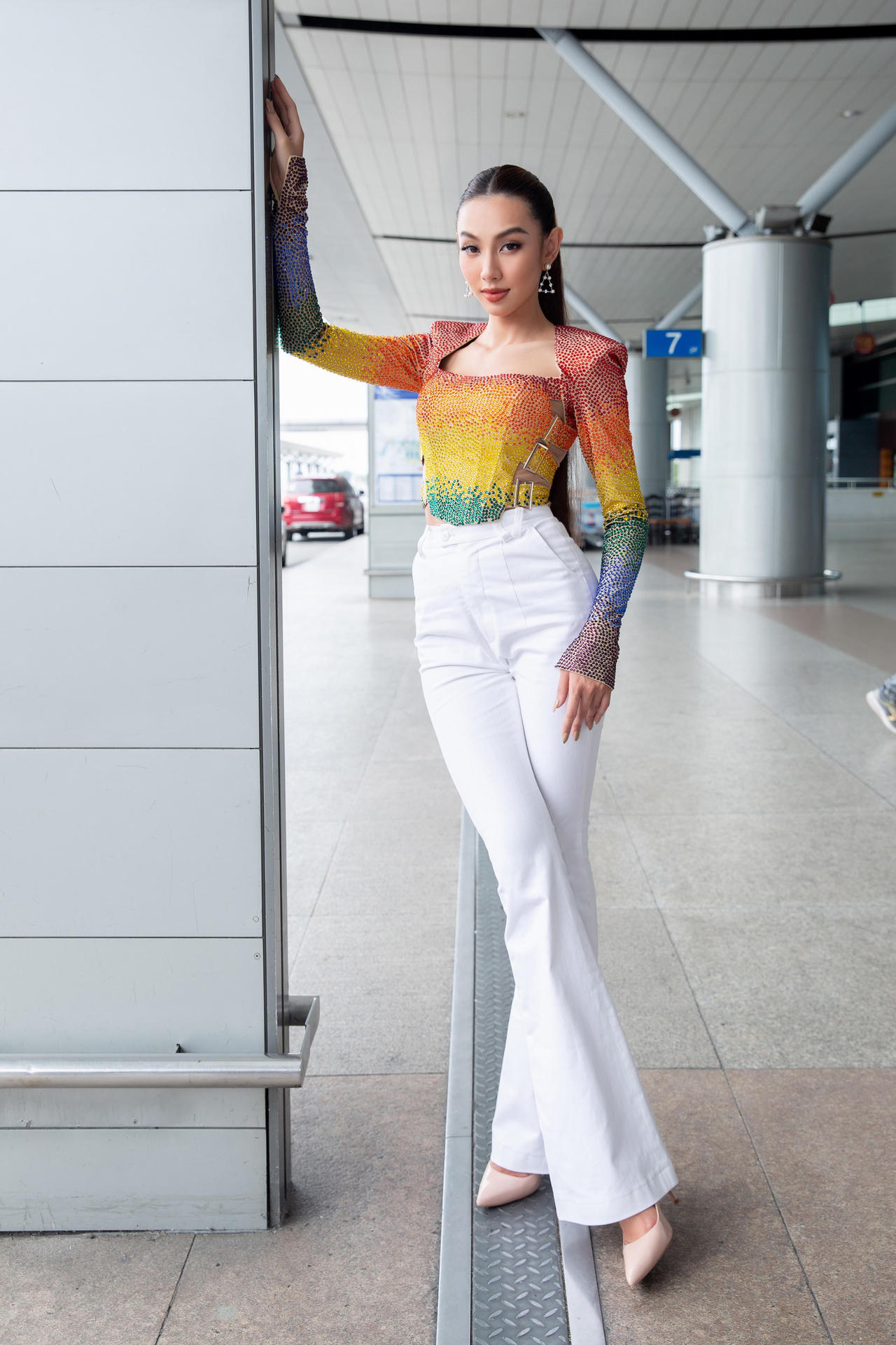 Thùy Tiên chính thức lên đường dự thi Miss Grand International 2021