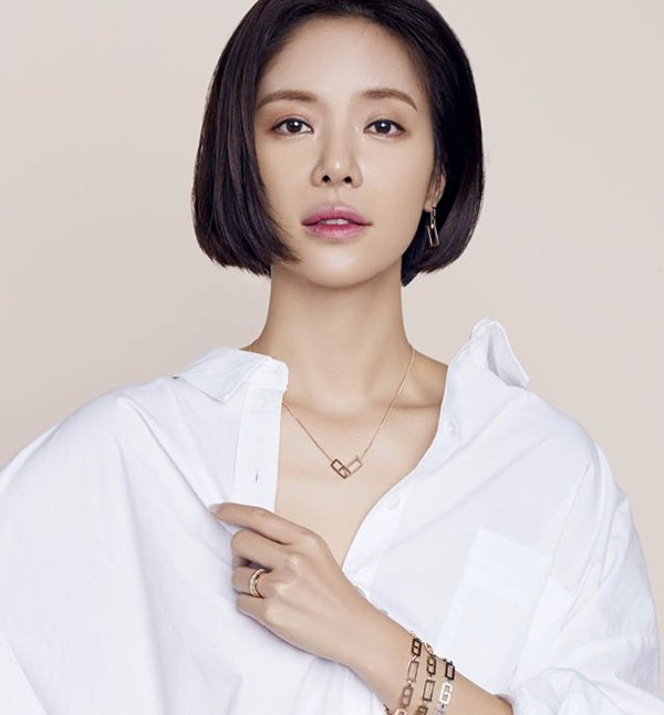Hwang Jung Eum kiếm gần 4 triệu USD sau khi bán tòa nhà ở Sinsa-dong, Seoul