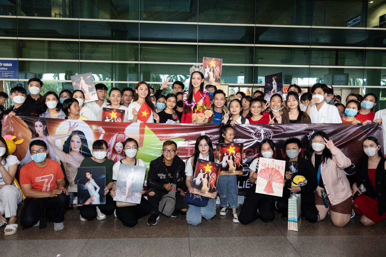 Bảo Ngọc về nước sau khi đăng quang Hoa hậu Liên lục địa 2022