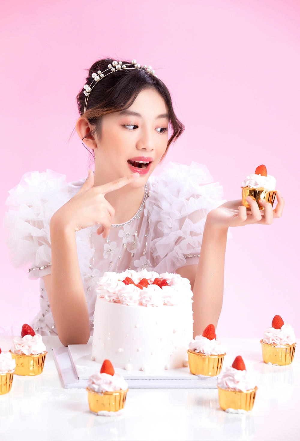 Hoa hậu Ngọc Diễm tiết lộ về con gái 