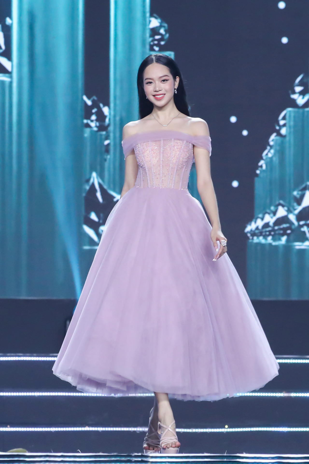 Chung khảo Hoa hậu Việt Nam 2022 công bố top 35 