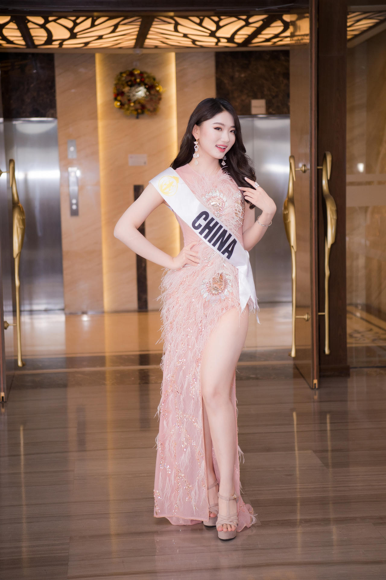 Chiêm ngưỡng sắc đẹp những thí sinh nổi bật tại Hoa hậu Du lịch Thế giới 2022 