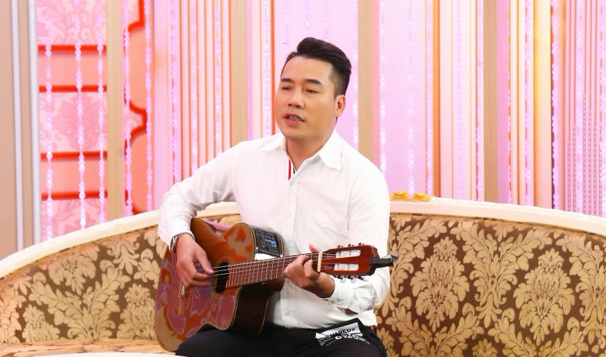 Nam ca sĩ bồi hồi kể lại sự dại khờ của tuổi trẻ với cố nhạc sĩ Phú Quang 