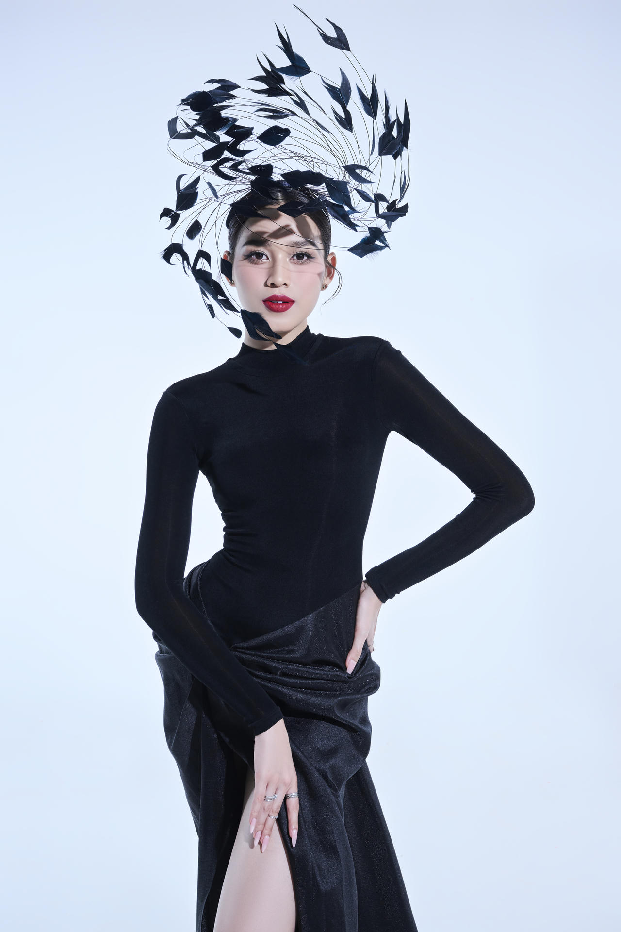 Đỗ Thị Hà làm được gì sau 2 năm đăng quang Hoa hậu Việt Nam? 