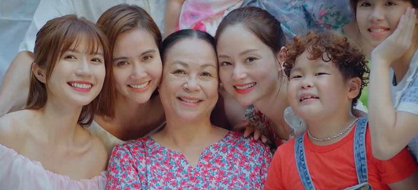  Thanh Sơn, Huyền Lizzie thắng giải VTV Awards 2022