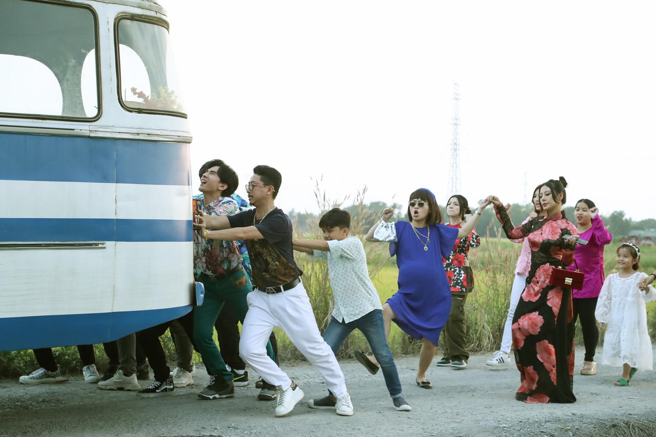 Có gì trong MV Tết mà Đan Trường chi nửa tỷ đồng? 