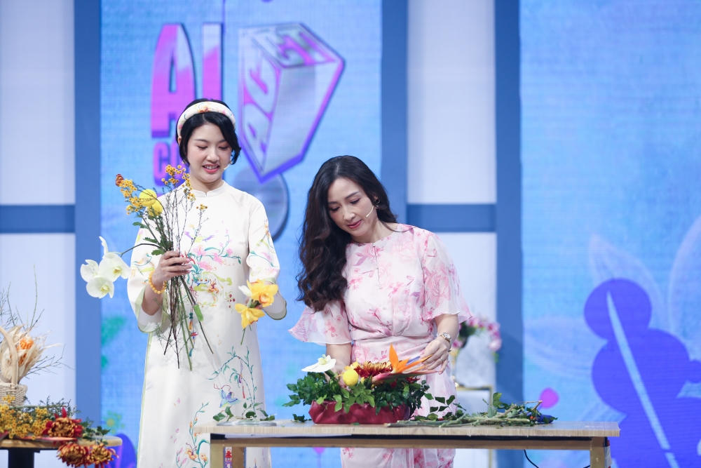 Khánh Huyền, Thúy Vân bày tỏ quan điểm bản thân về mâm cỗ ngày Tết