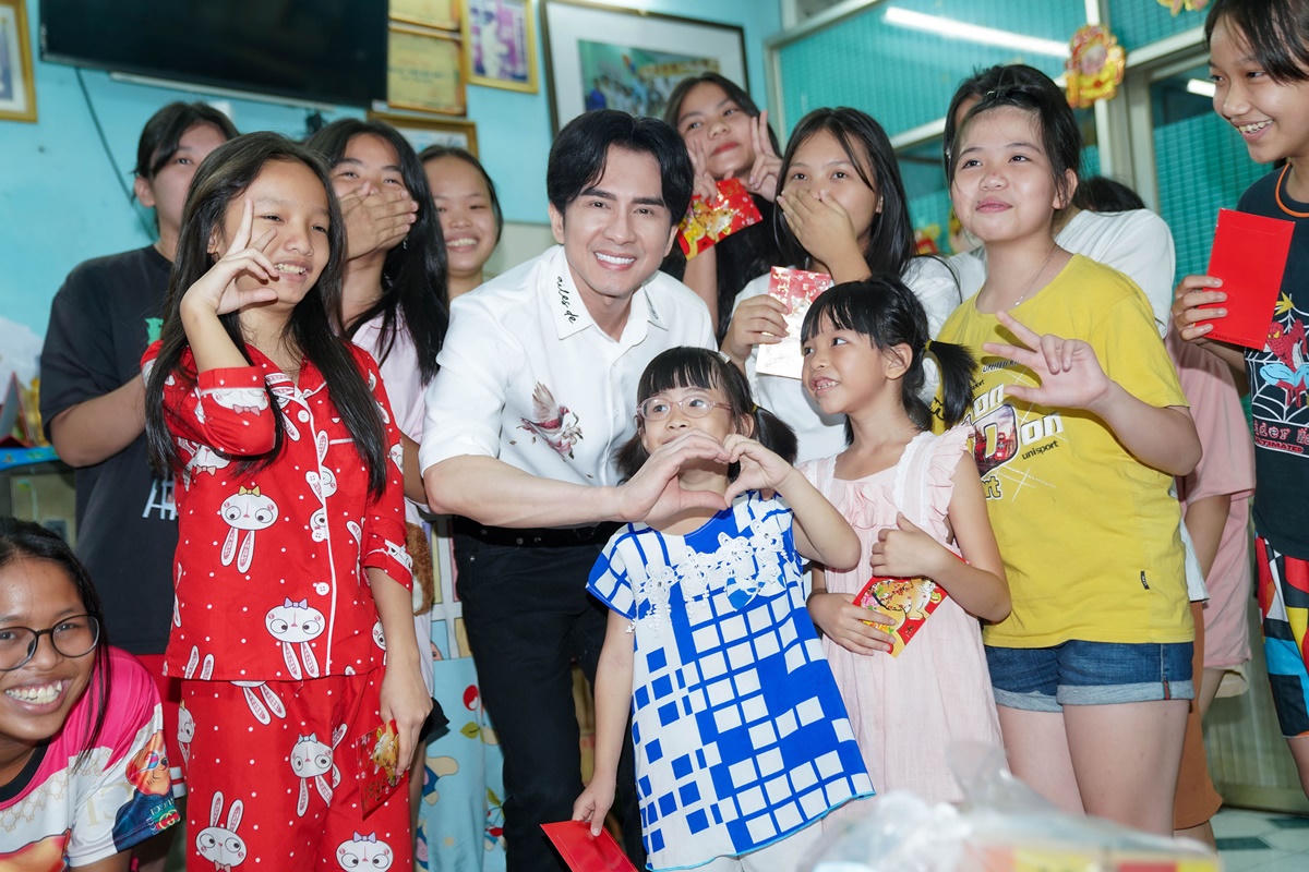 Đan Trường, Tiểu Vy, Ngọc Thảo chung tay giúp đỡ người nghèo dịp Tết