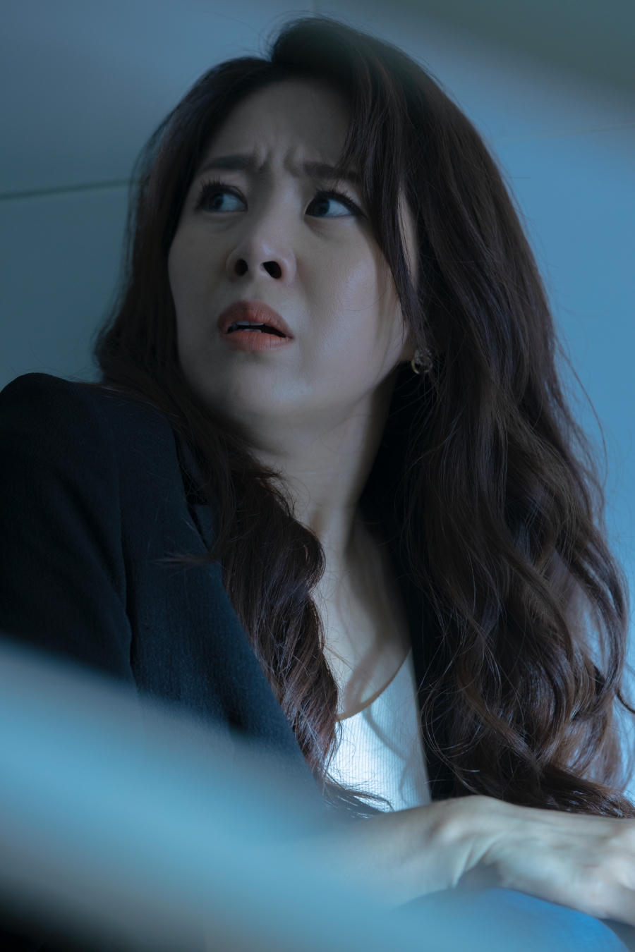 Lê Phương: "Mỗi ngày quay phim về, tôi kiệt sức không dám ngủ một mình"