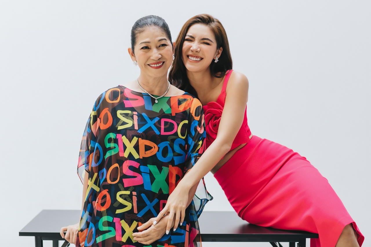 Minh Tú: Càng lớn càng thấm thía sự hy sinh của mẹ