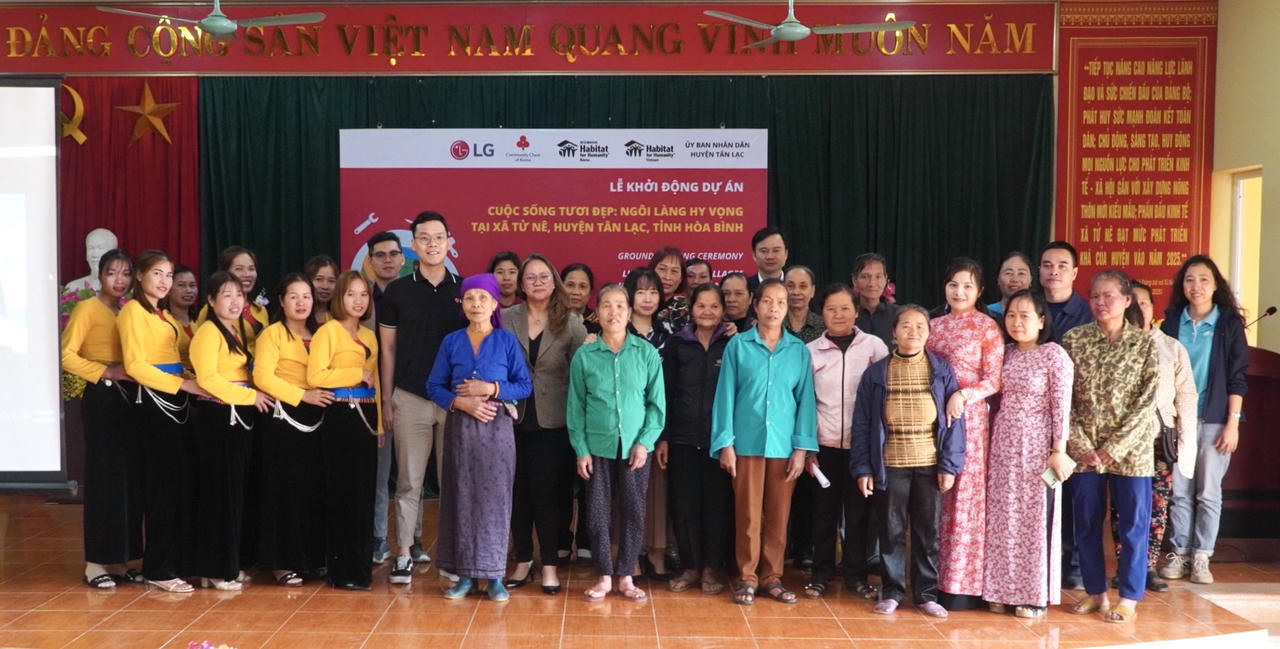 Khởi động dự án 'Ngôi làng hy vọng' năm 2023