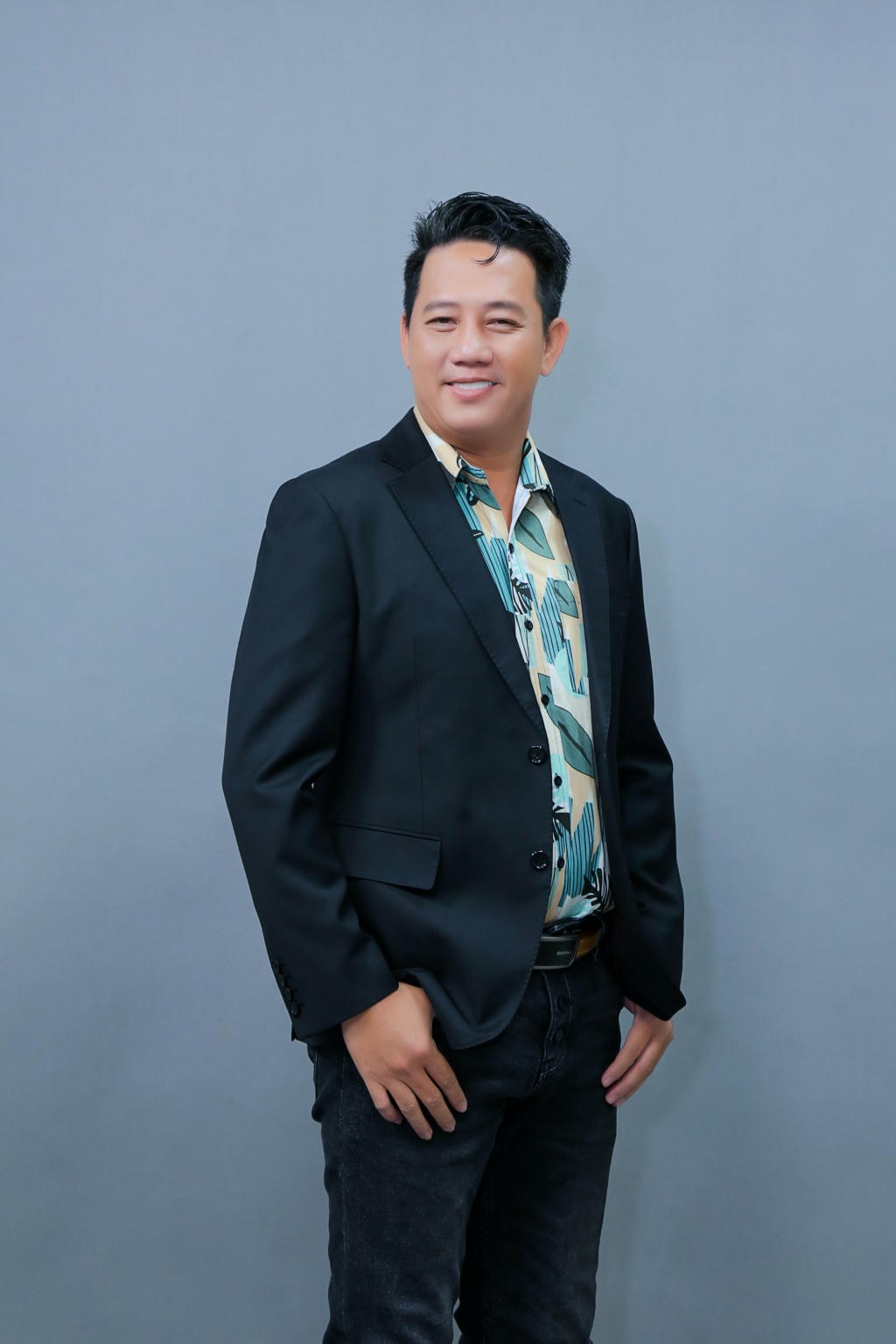 Nam diễn viên hài từng hai lần được khuyên bỏ nghề