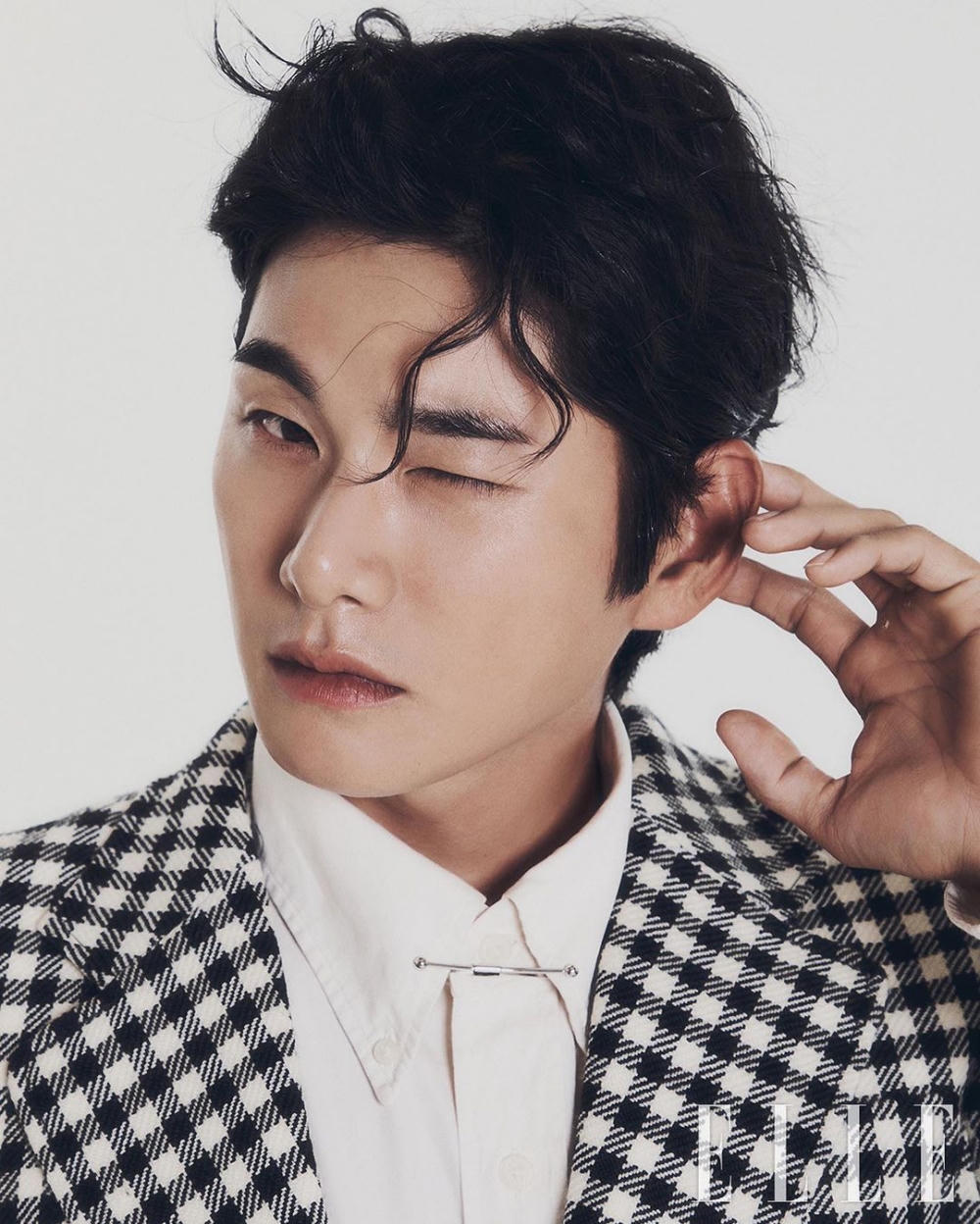 Sao phim “Bỗng dưng trúng số” Lee Yi Kyung trở lại rạp Việt