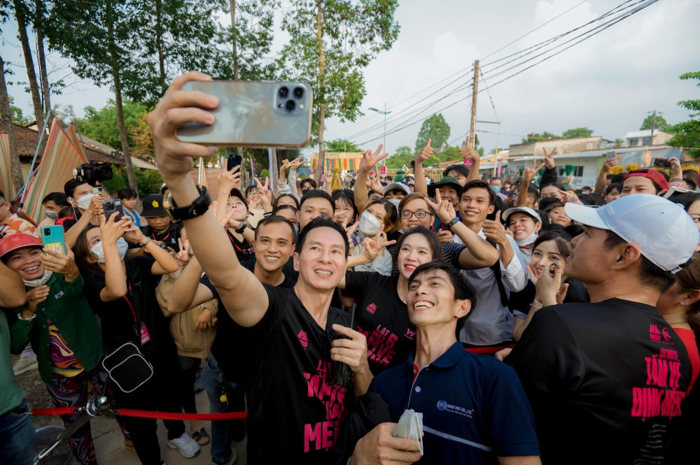 Lý Hải: “Tôi hoàn thành kịch bản "Lật mặt 6" trước khi "Bỗng dưng trúng số" chiếu tại Việt Nam”