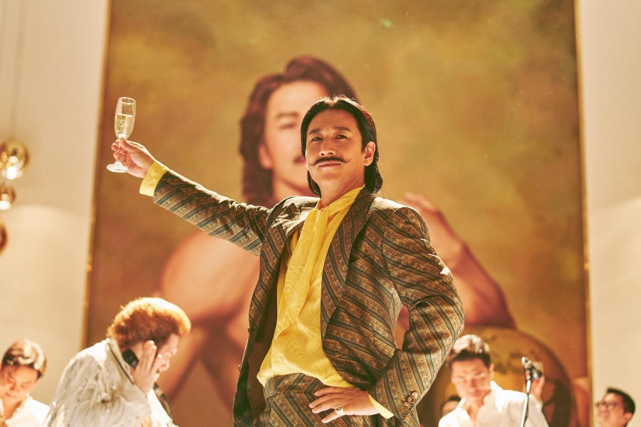 “Hoa hậu đẹp nhất Hàn Quốc” tái ngộ “Ảnh đế” Lee Sun Kyun trên màn bạc