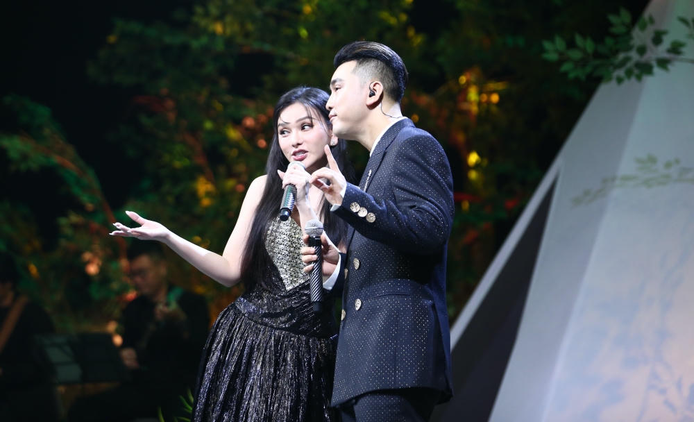 Thu Thủy lên tiếng về tin đồn chủ động tán tỉnh Ưng Hoàng Phúc 