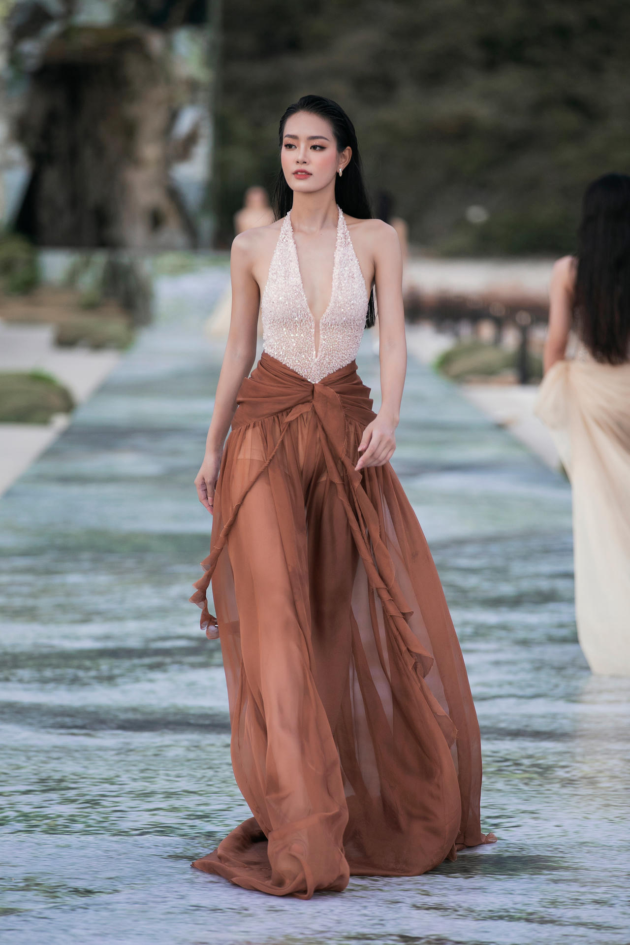 Nhan sắc, học vấn top 5 Người đẹp Thể thao và Người đẹp Biển Miss World Vietnam 2023 